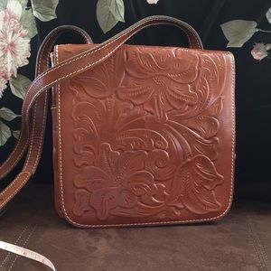 Patricia Nash cross body bag. Gently used